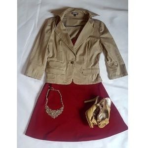 Express blazer size 6 in like new condition 🤗